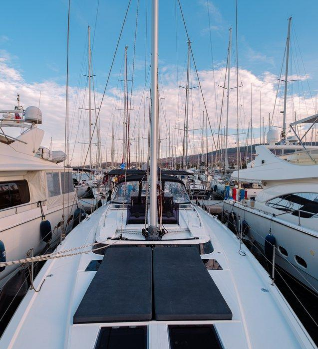 Ghost | Bavaria C57 photo 26