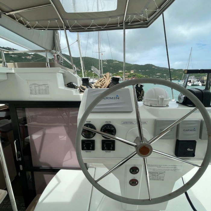 Singing Winds | Fountaine Pajot Saba 50 photo 5