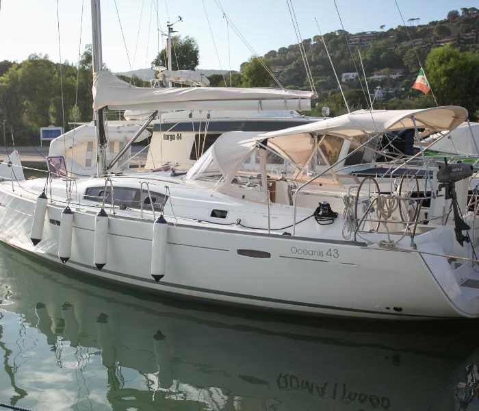 Orsa Maggiore | Oceanis 43 photo 2