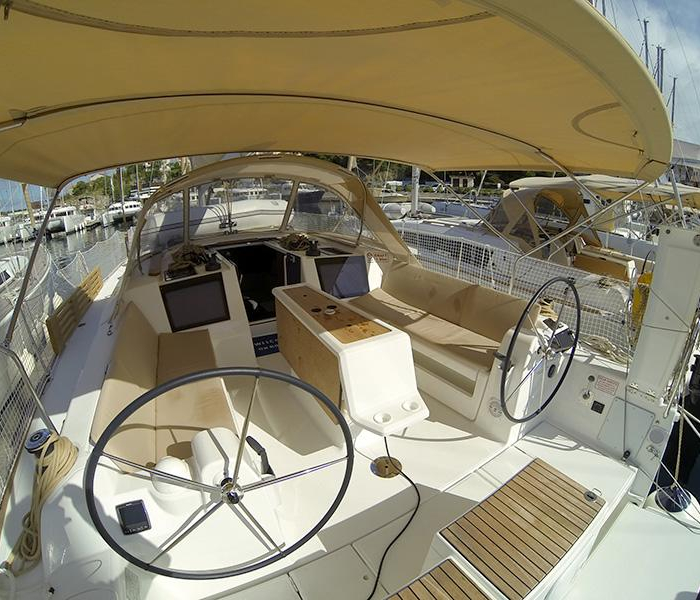 Amazing | Dufour 412 GL photo 4