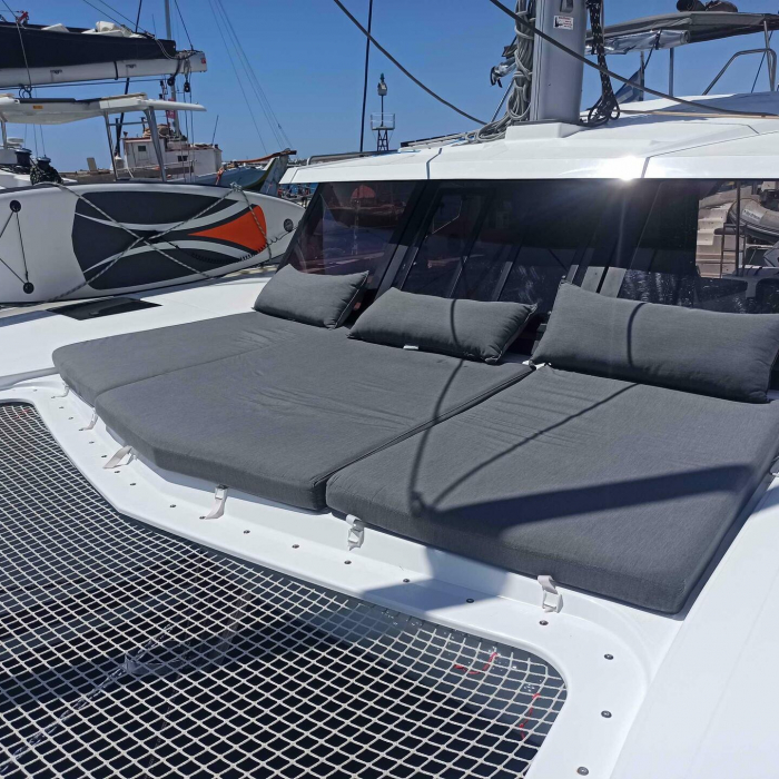 Prestige | Fountaine Pajot Isla 40 photo 2