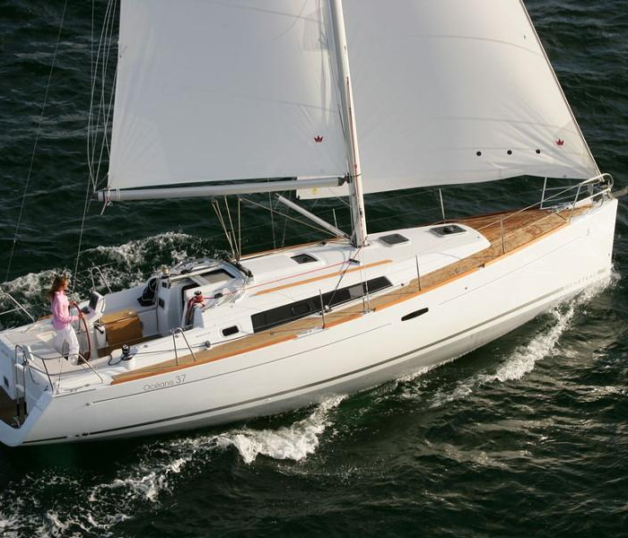 Ioanna | Oceanis 37 photo 1