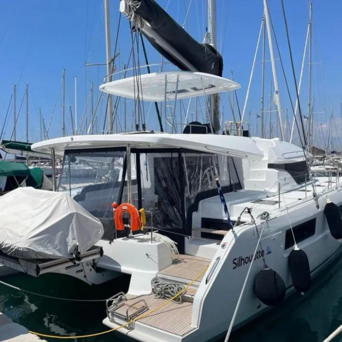 Silhouette | Lagoon 50 photo 10