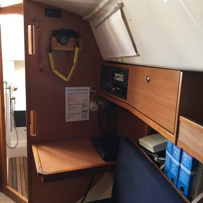 Nici | Bavaria Cruiser 32 photo 4