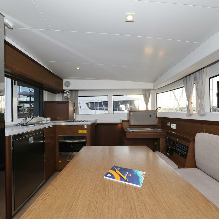 Mars | Lagoon 40 photo 40