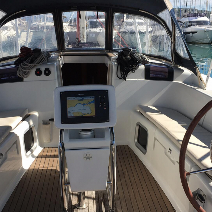 Kontiki | Sun Odyssey 439 photo 6