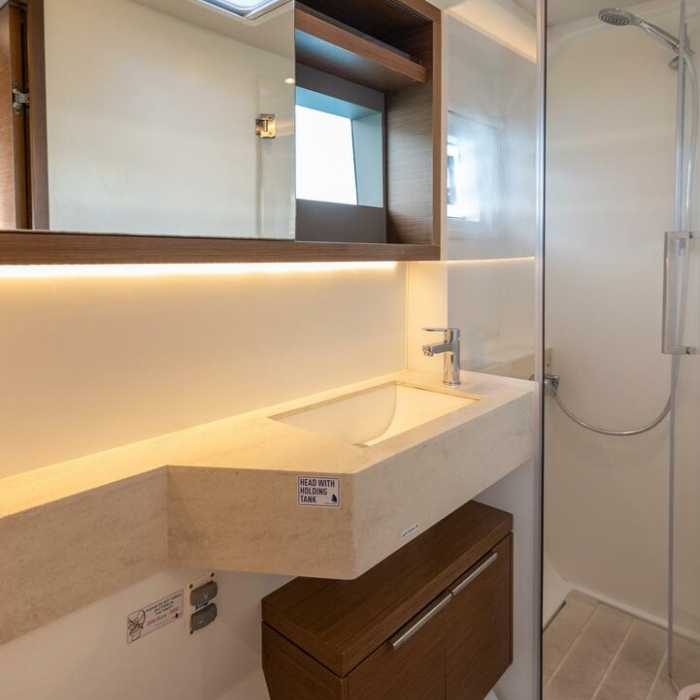 Katka | Lagoon 50 photo 21