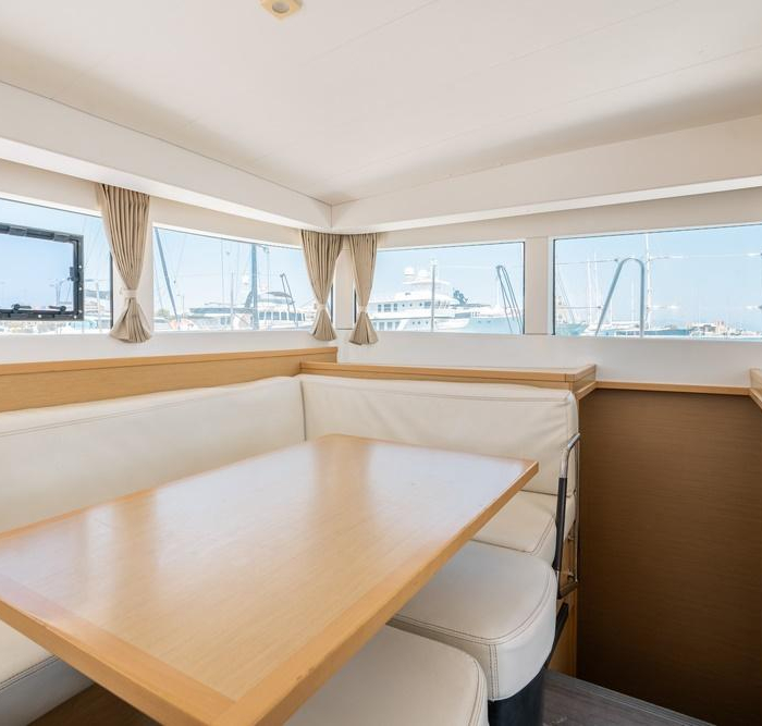 Catallou | Lagoon 39 photo 13