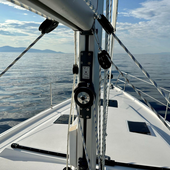 Ermis | Bavaria C42 photo 2