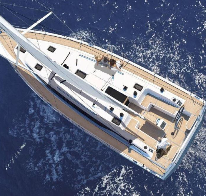 Valesia | Bavaria C42 photo 4