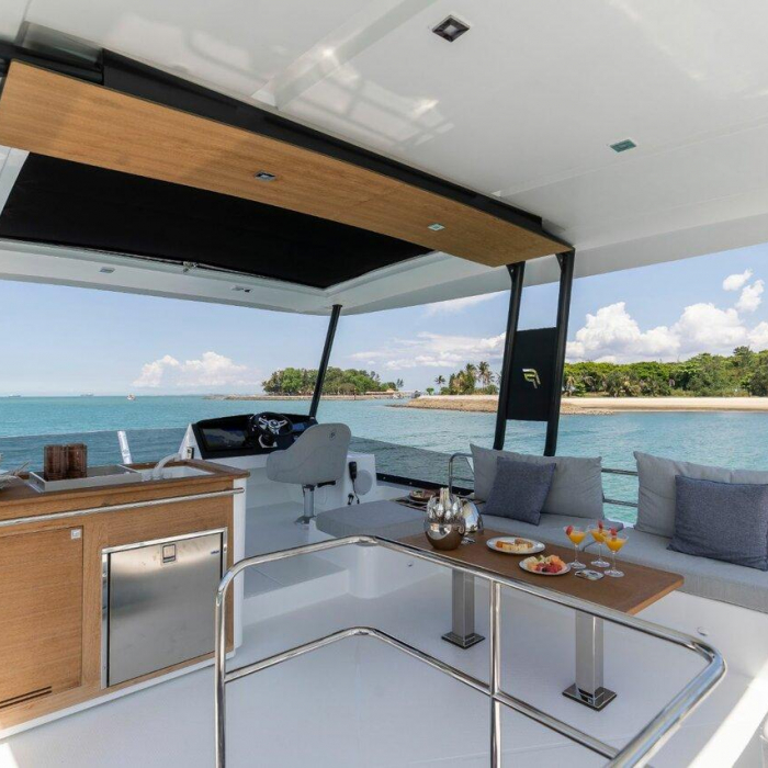 Mala | Fountaine Pajot MY5 photo 4