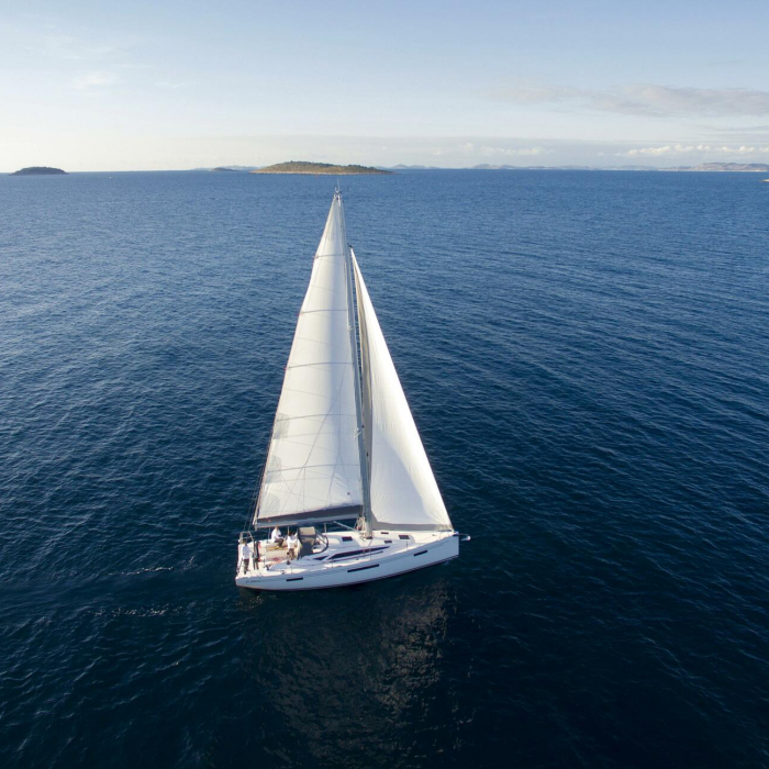 Larthia | More 40 photo 1