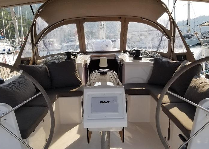 Fiesta | Bavaria C42 photo 15