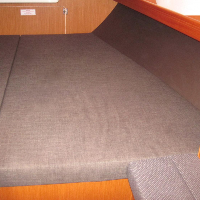 Economy | Bavaria Cruiser 37 photo 18