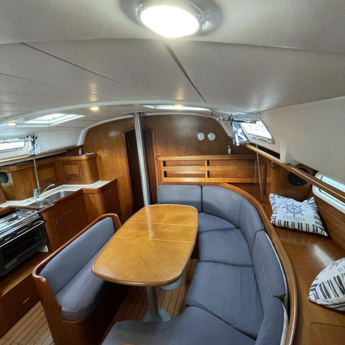 M&M | Oceanis 411 Celebration photo 23