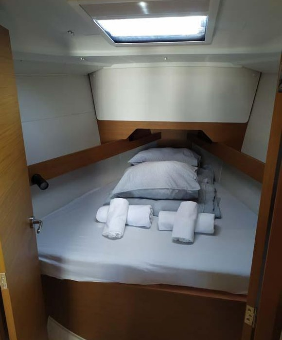 true elli | Sun Odyssey 349 photo 13