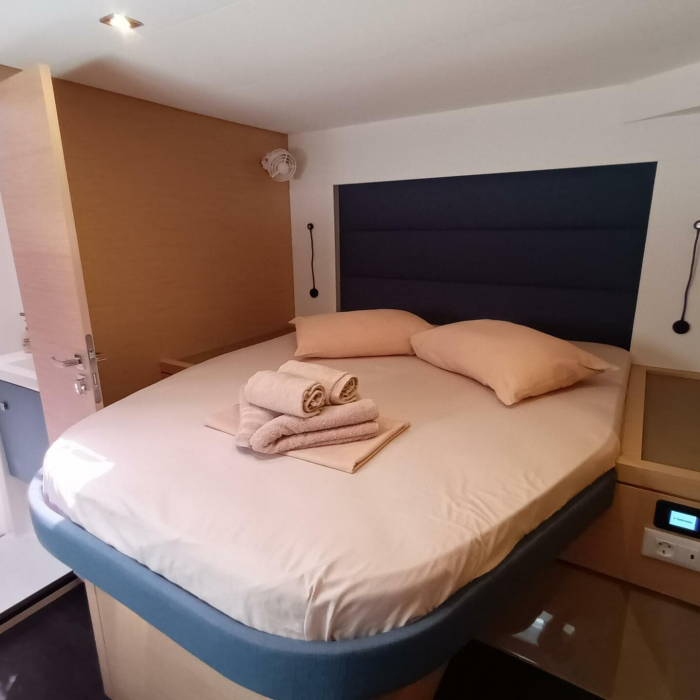 Eros | Fountaine Pajot Tanna 47 photo 20