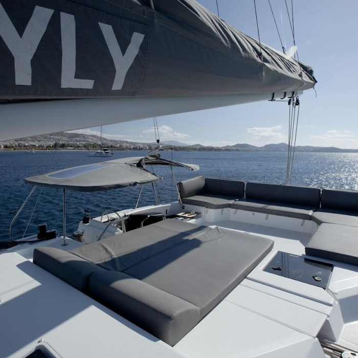 Olympus - Green Wave | Fountaine Pajot 45 photo 7
