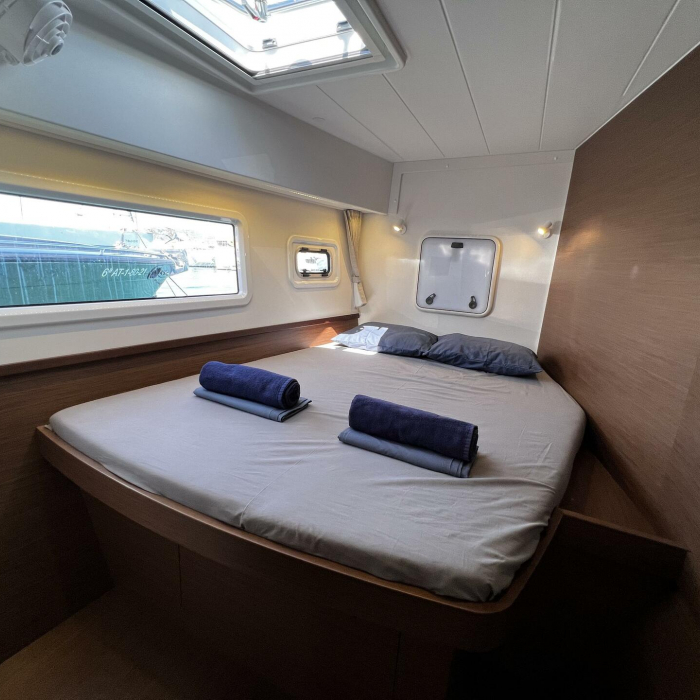 Odessa | Lagoon 42 photo 15