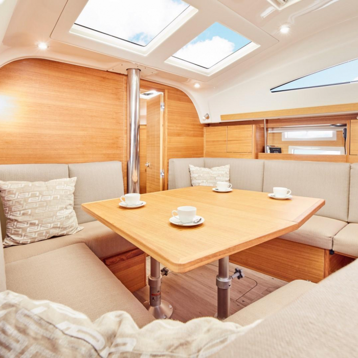 Liana | Elan Impression 40.1 photo 13