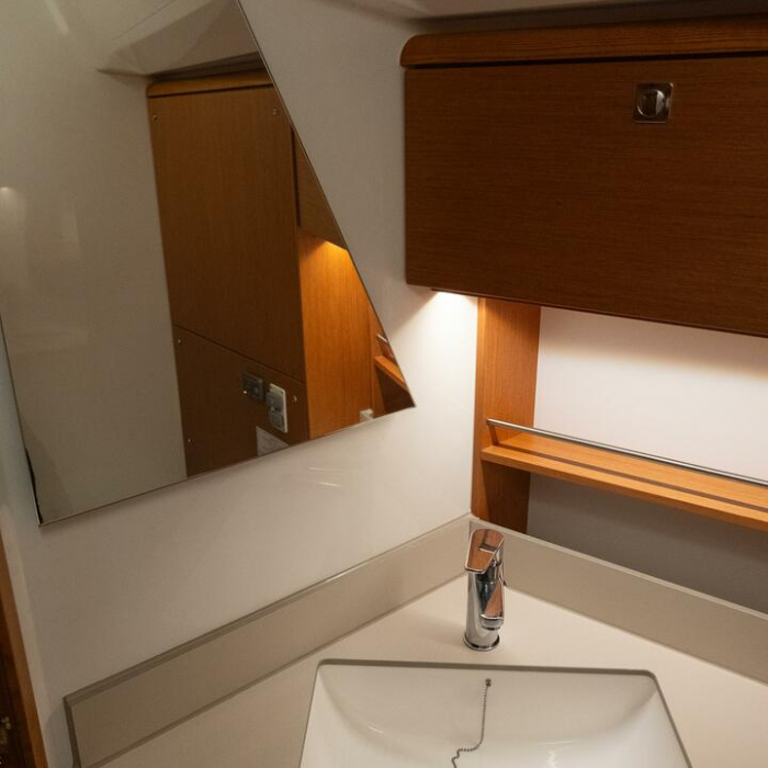 Arke | Bavaria C46 photo 11