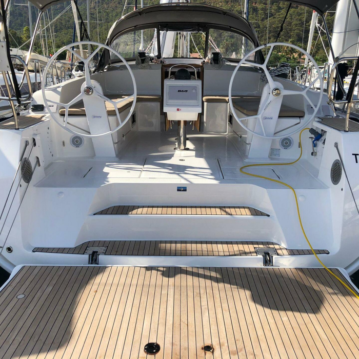 Topcu | Bavaria Cruiser 46 photo 3