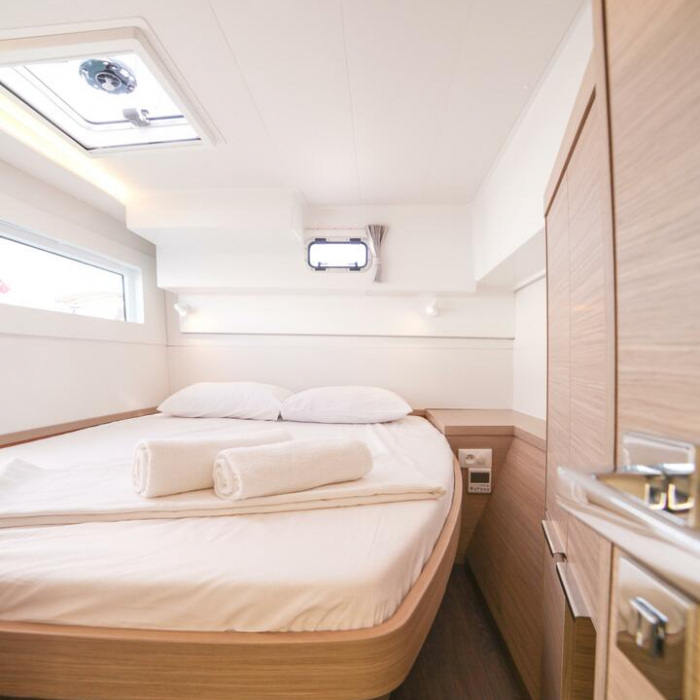 Sail Sagitta | Lagoon 40 photo 6