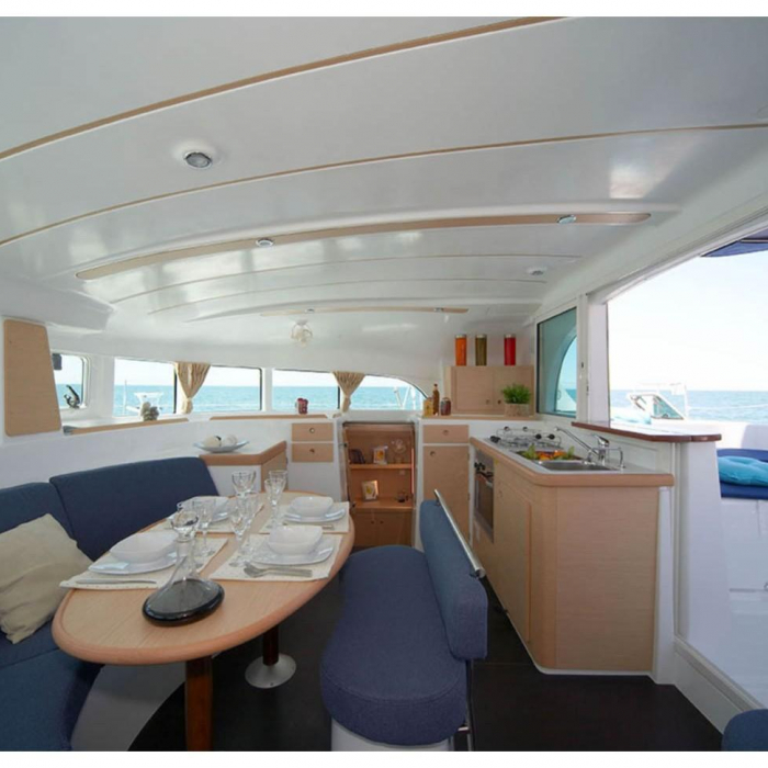 Kiss | Lagoon 380 S2 photo 3