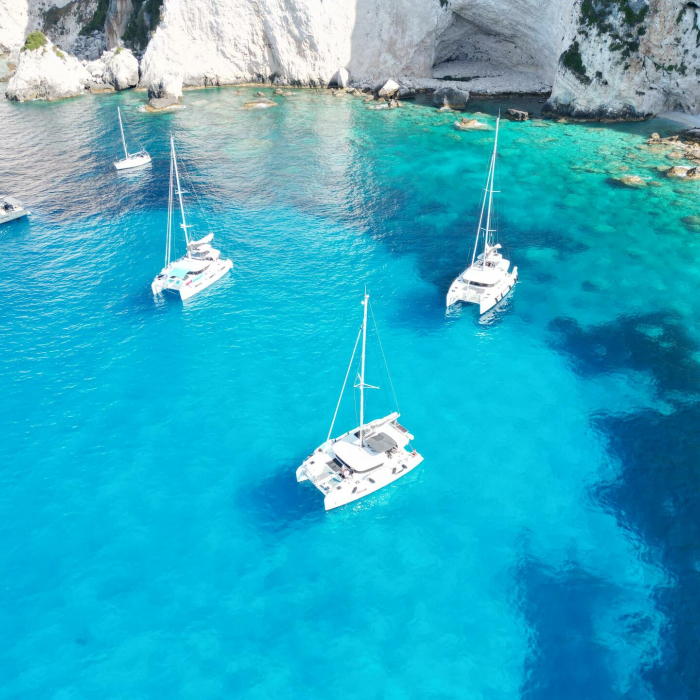 Dioni | Lagoon 42 photo 17