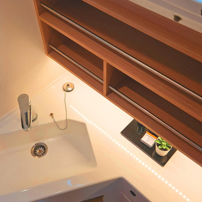 Lima | Oceanis 30.1 photo 3