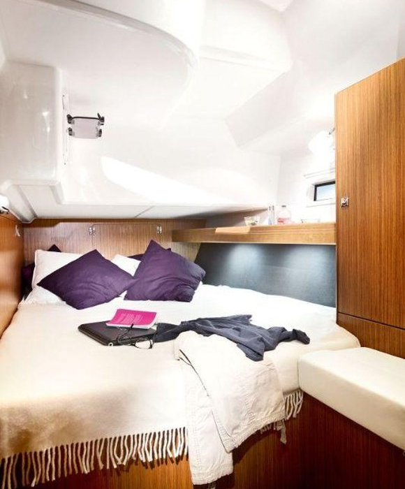 abb4-19 | Bavaria Cruiser 46 photo 9