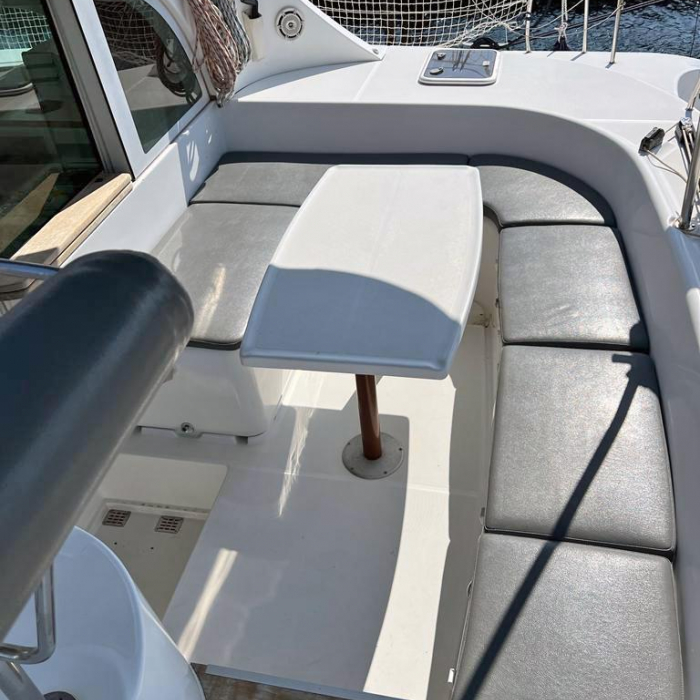 Relax | Lagoon 380 S2 photo 10