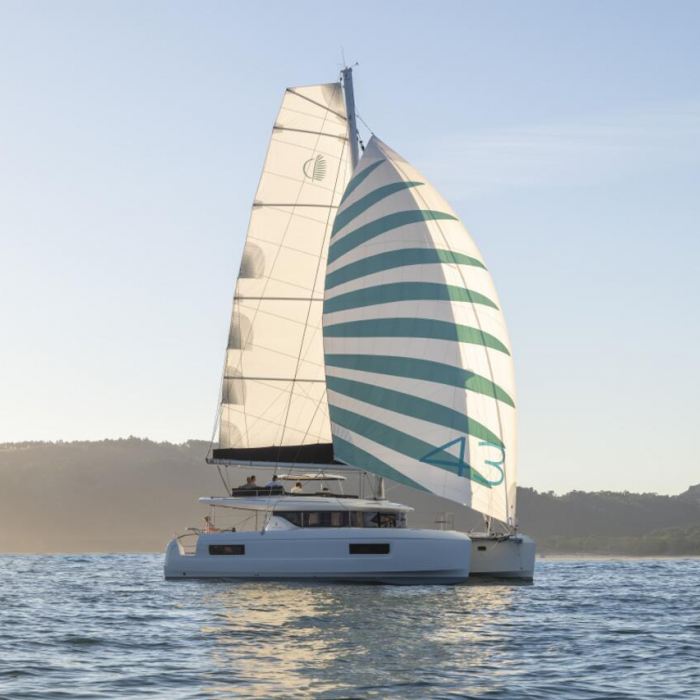 Solara | Lagoon 43 photo 1