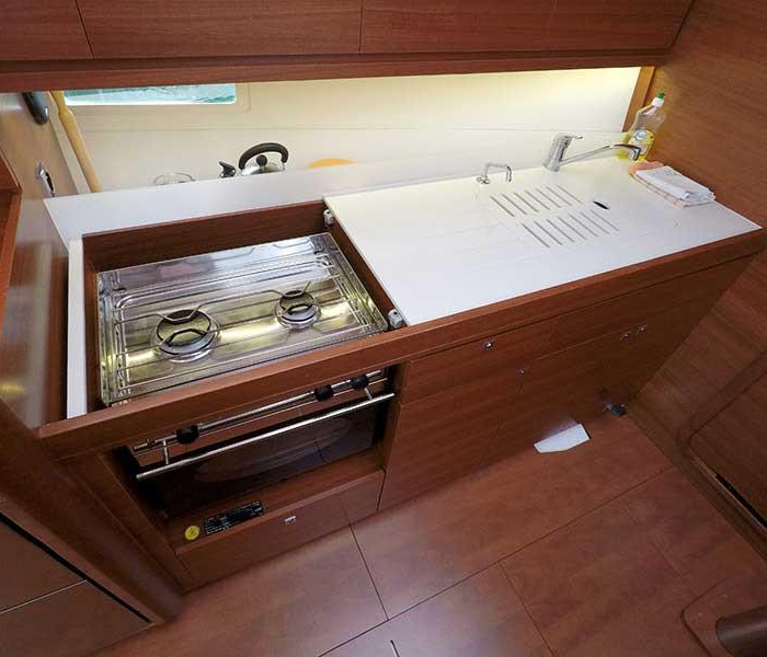 Major Tom | Dufour 382 GL photo 23