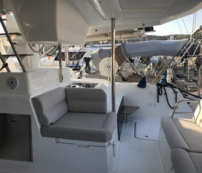 Bonita | Fountaine Pajot Astrea 42 photo 20