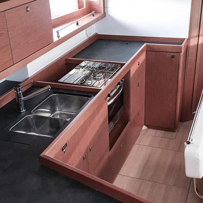 Cancan | Oceanis 45 photo 8