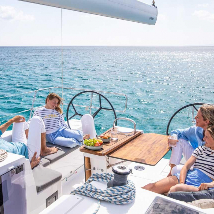 Fortuna | Bavaria C42 photo 4