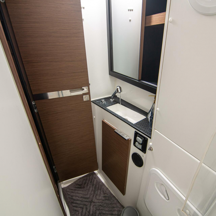 Sol Invictus VIP-equipped | Lagoon 40 photo 60