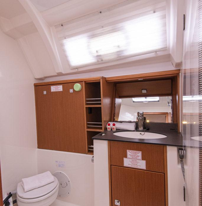 Libeccio | Bavaria Cruiser 41 photo 7