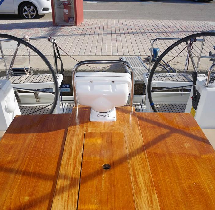 Moin | Oceanis 38 photo 17