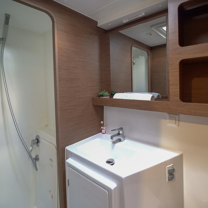 Catalina | A/C generator watermaker | Lagoon 42 photo 12