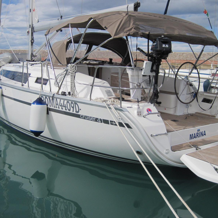 Economy | Bavaria Cruiser 41 photo 4