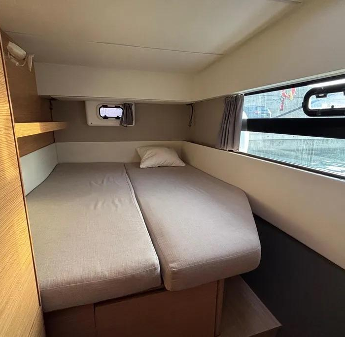 Lollo III | Nautitech 40 Open photo 5