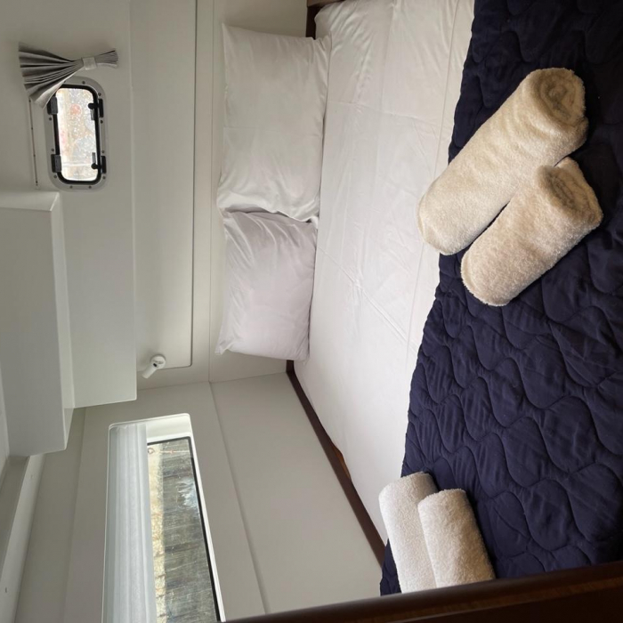 Nina | Lagoon 40 photo 8