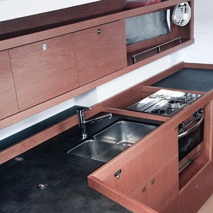 Slide | Oceanis 45 photo 11