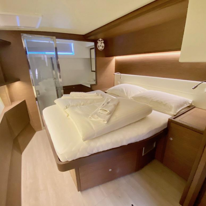 Tiga | Lagoon 52F photo 15