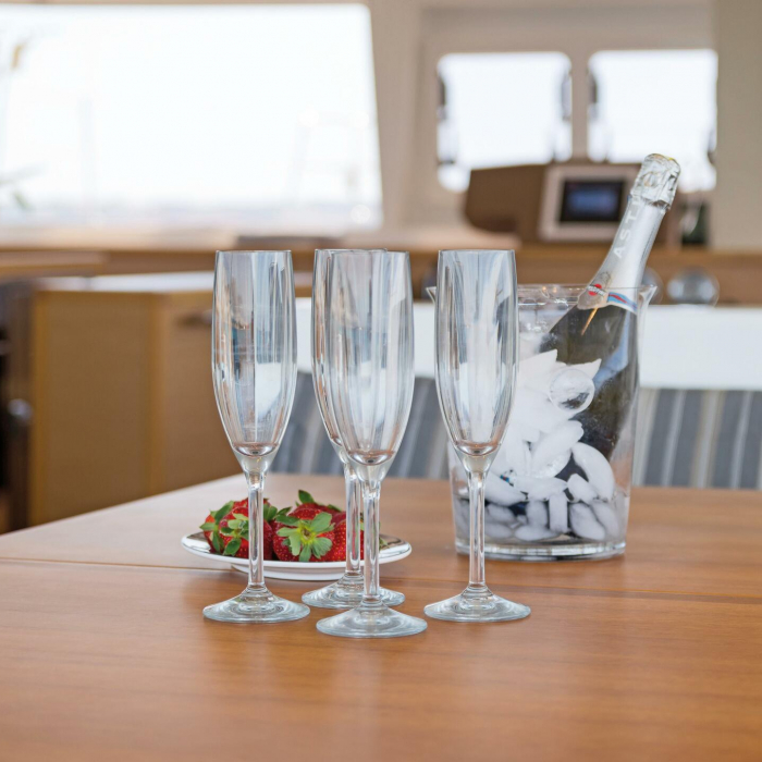 Cool Breeze | Lagoon 560 photo 26