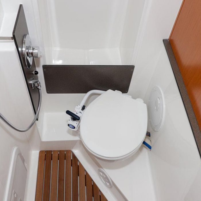 Lia | Bavaria Cruiser 34 photo 2