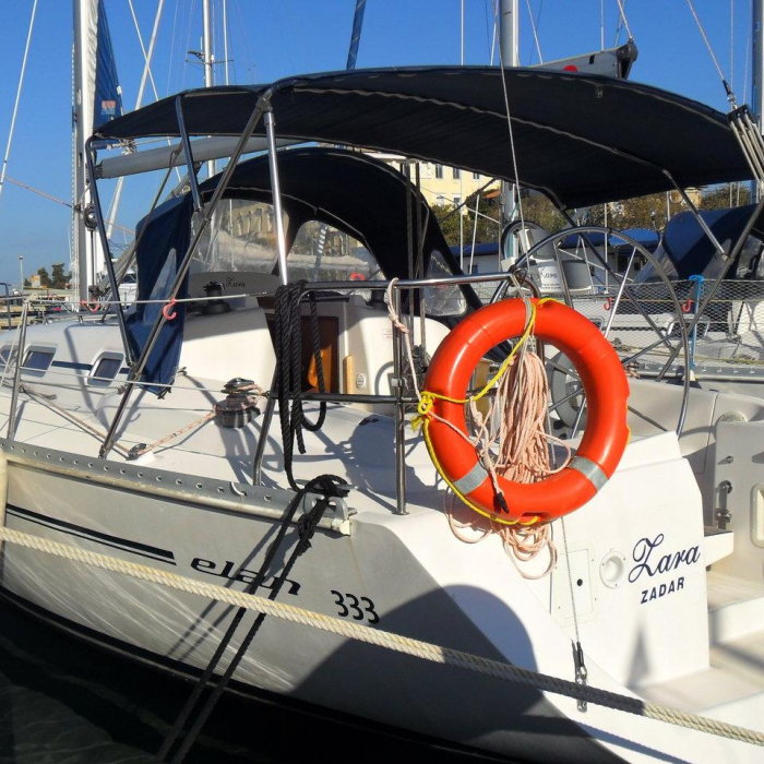 Zara | Elan 333 photo 8