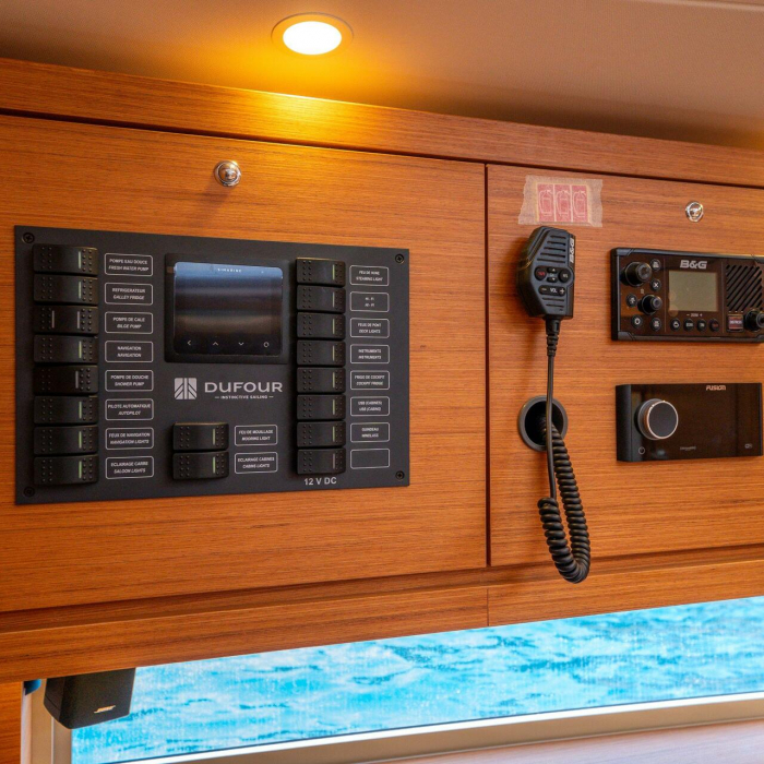 Gusto 7 | Dufour 470 photo 8